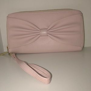 Wristlet
